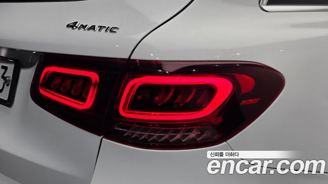 Mercedes-Benz GLC-Class 2020 — photo 9