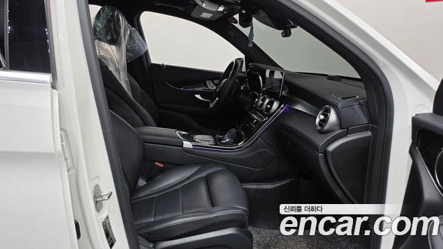 Mercedes-Benz GLC-Class 2020 — photo 16