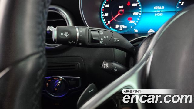 Mercedes-Benz GLC-Class 2020 — photo 30
