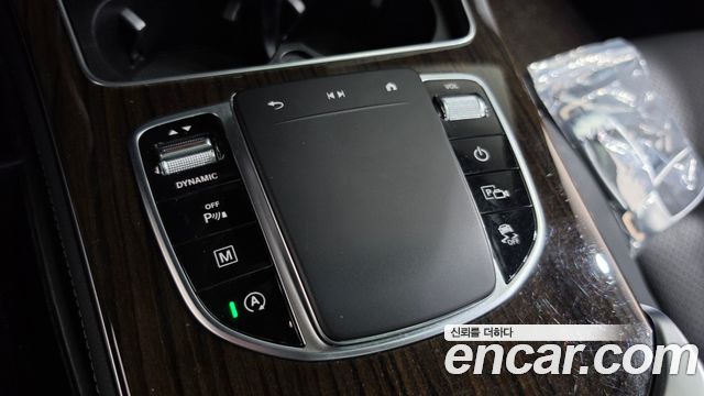 Mercedes-Benz GLC-Class 2020 — photo 34