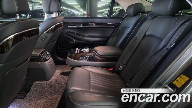 Genesis G90 2019 — photo 6