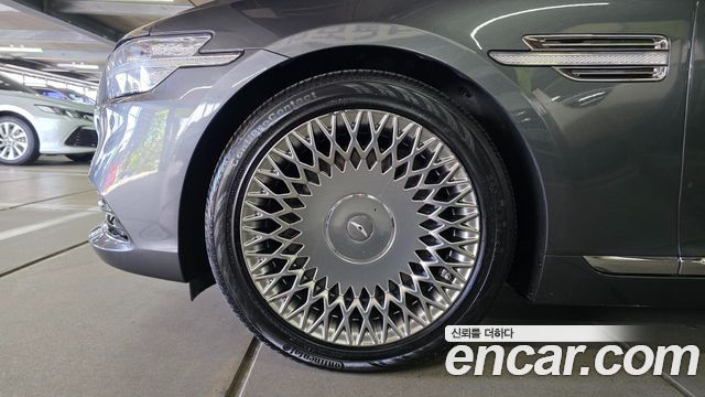Genesis G90 2019 — photo 12