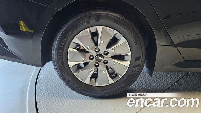 Kia K5 2023 — photo 5