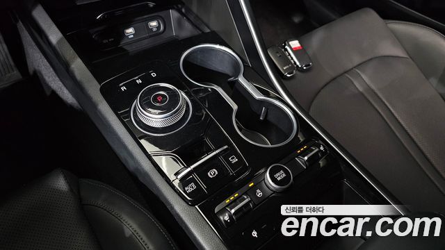 Kia K5 2023 — photo 12