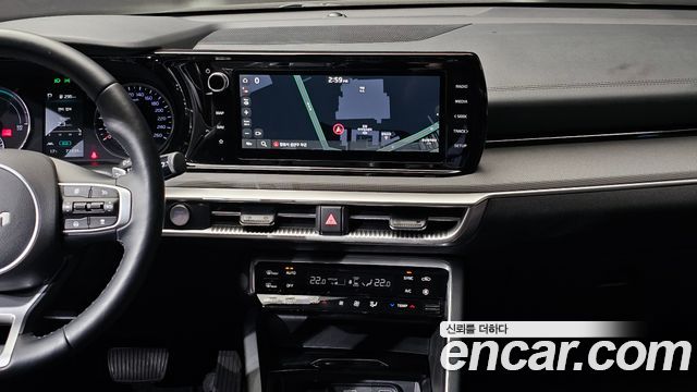 Kia K5 2023 — photo 20