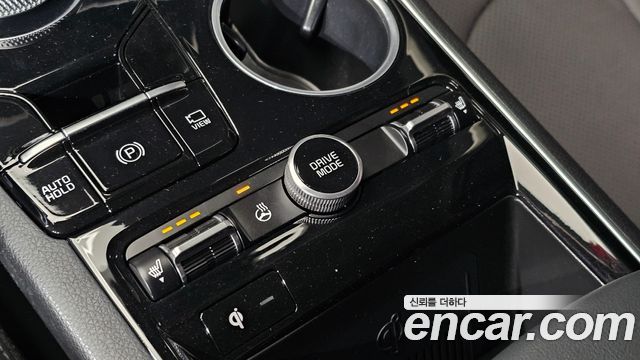 Kia K5 2023 — photo 25