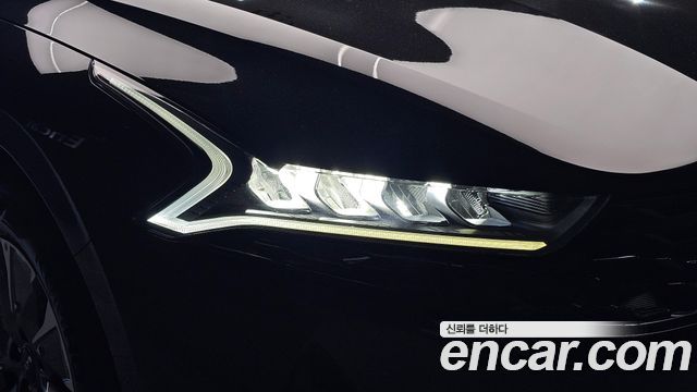 Kia K5 2023 — photo 8