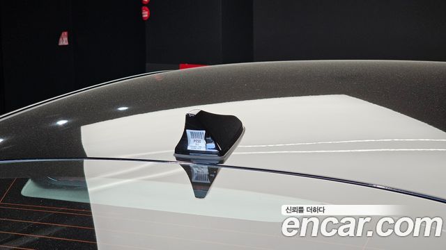 Kia K5 2023 — photo 35
