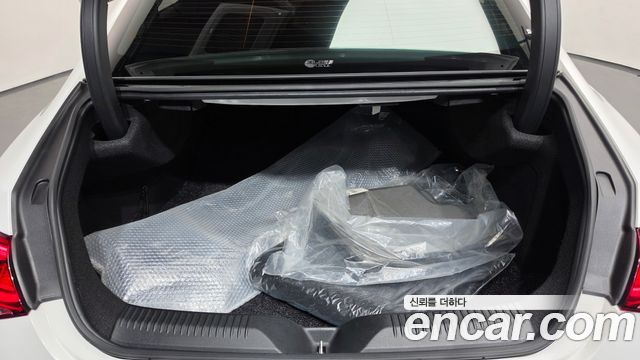 Mercedes-Benz CLS-Class 2023 — photo 25