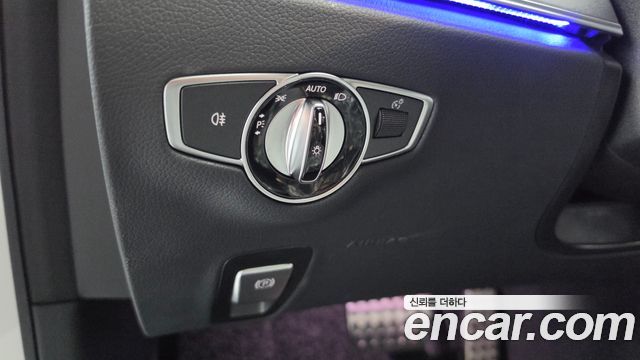 Mercedes-Benz CLS-Class 2023 — photo 29