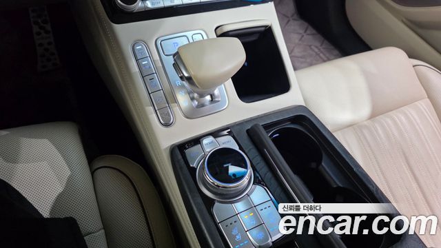 Genesis G90 2022 — photo 12
