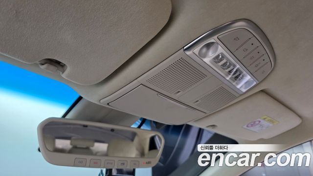 Genesis G90 2022 — photo 24