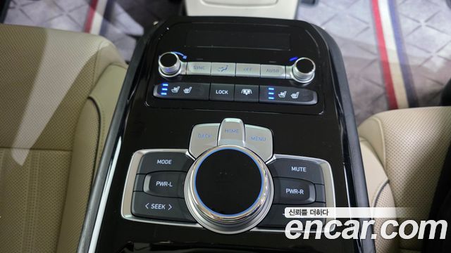 Genesis G90 2022 — photo 25