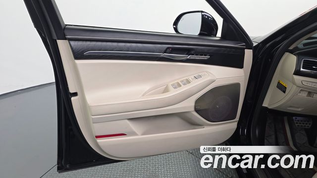 Genesis G90 2022 — photo 14