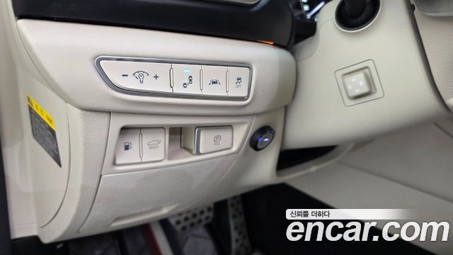 Genesis G90 2022 — photo 30