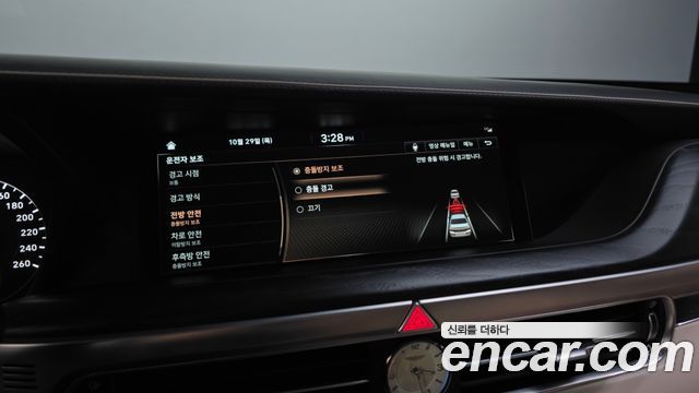 Genesis G90 2022 — photo 35