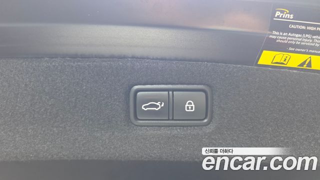 Genesis G90 2022 — photo 40