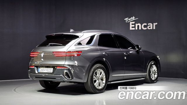 Genesis GV70 2022 — photo 2