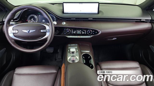 Genesis GV70 2022 — photo 10