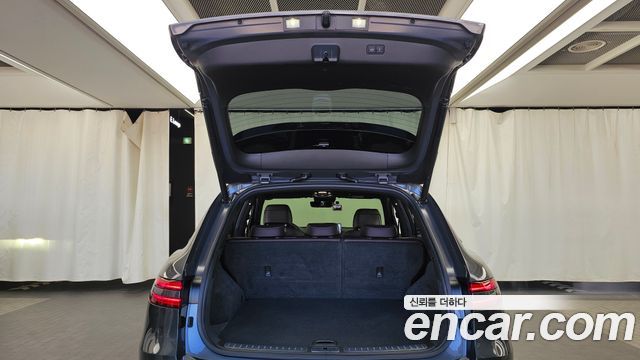 Genesis GV70 2022 — photo 26