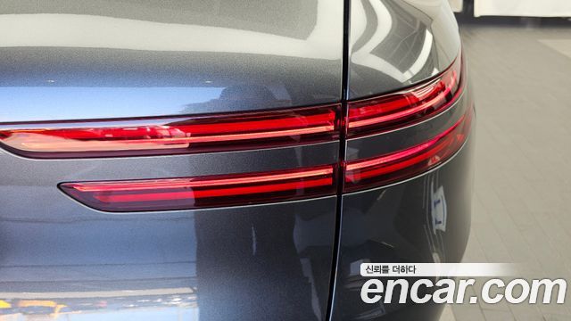 Genesis GV70 2022 — photo 9