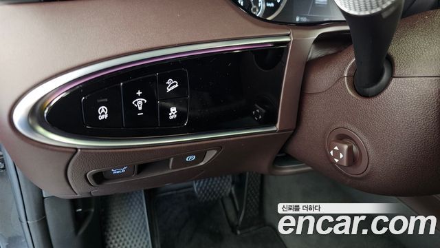 Genesis GV70 2022 — photo 29