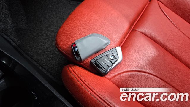 BMW 1-Series 2022 — photo 28