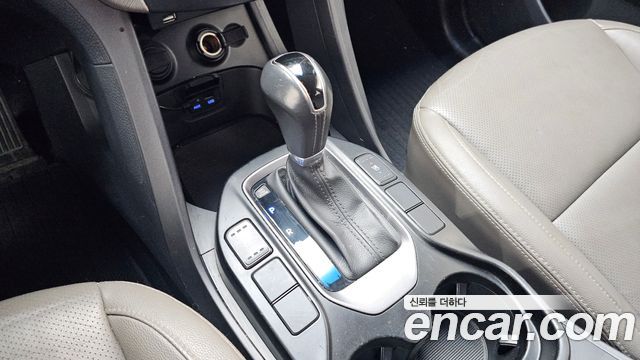 Hyundai Santafe 2015 — photo 12