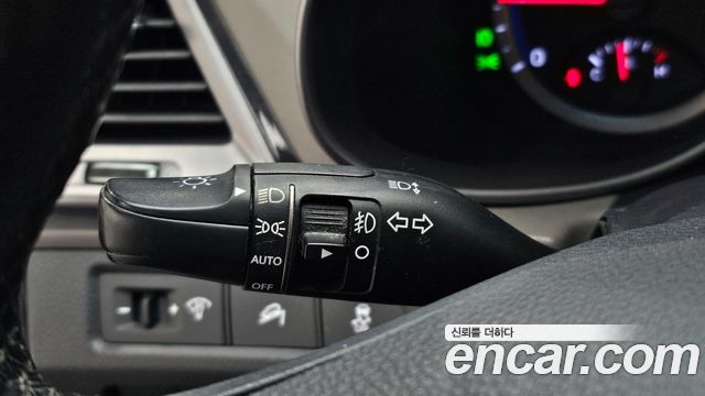 Hyundai Santafe 2015 — photo 31