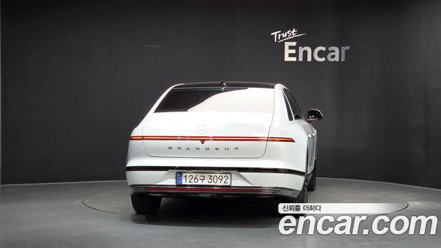 Hyundai Grandeur 2025 — photo 4