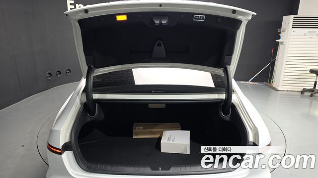 Hyundai Grandeur 2025 — photo 26