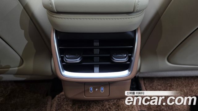 Hyundai Grandeur 2025 — photo 32
