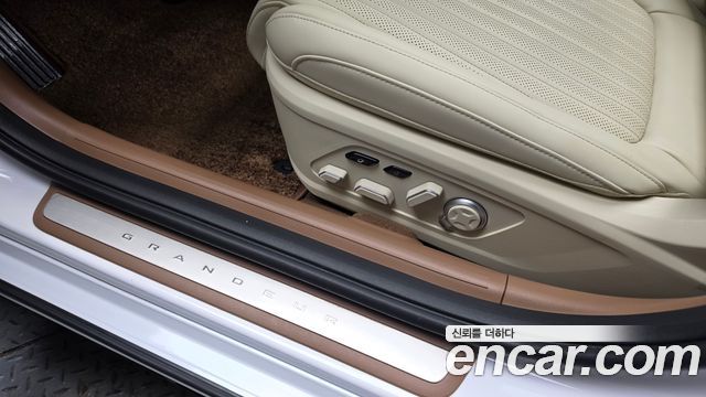 Hyundai Grandeur 2025 — photo 38