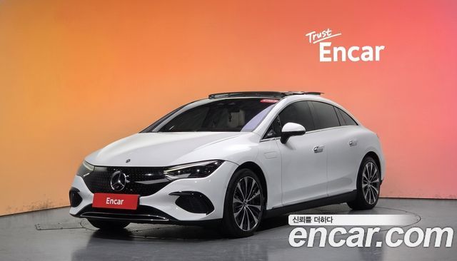 Mercedes-Benz EQE 2023 — photo 1