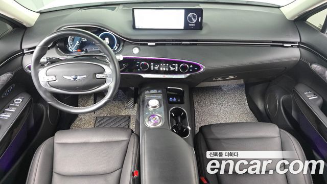 Genesis GV70 2023 — photo 10