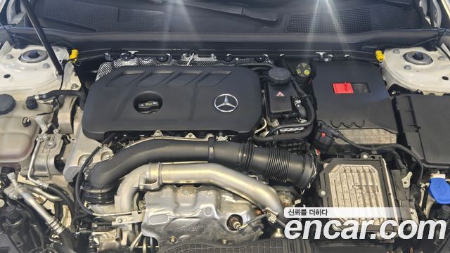 Mercedes-Benz A-Class 2025 — photo 6