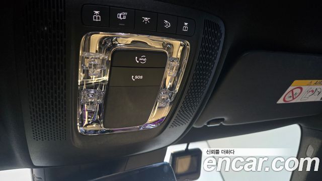 Mercedes-Benz A-Class 2025 — photo 17