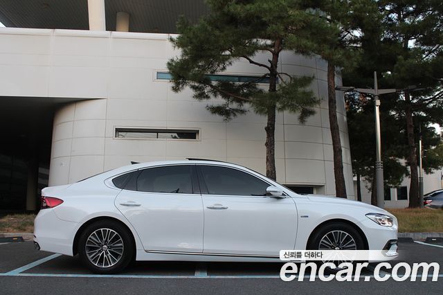 Hyundai Grandeur 2018 — photo 3