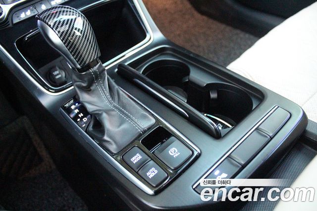 Hyundai Grandeur 2018 — photo 10