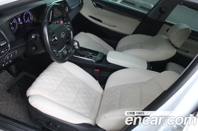 Hyundai Grandeur 2018 — photo 14