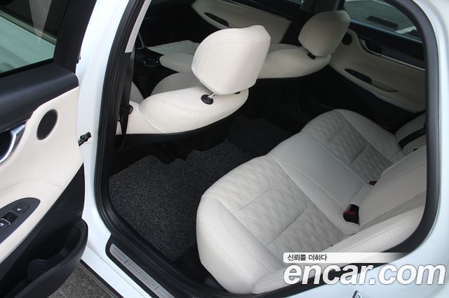Hyundai Grandeur 2018 — photo 15