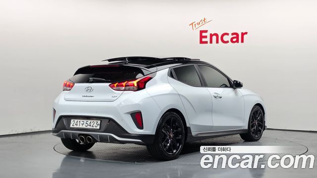 Hyundai Veloster 2019 — photo 2
