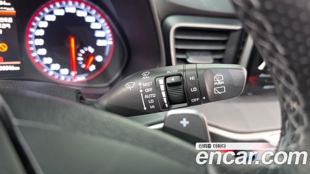 Hyundai Veloster 2019 — photo 29
