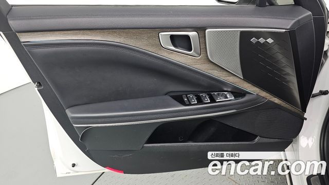 Kia K8 2023 — photo 14
