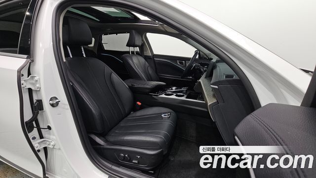 Kia K8 2023 — photo 16