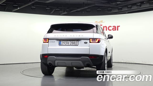 Land Rover Range Rover Evoque 2017 — photo 4