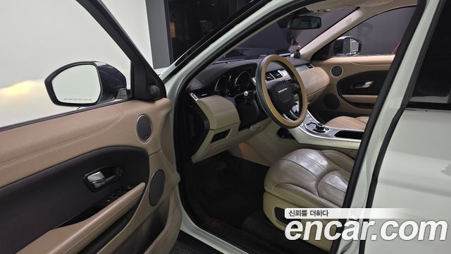 Land Rover Range Rover Evoque 2017 — photo 10