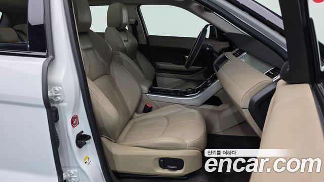Land Rover Range Rover Evoque 2017 — photo 11