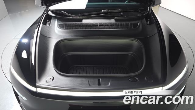 Tesla Model Y 2026 — photo 6