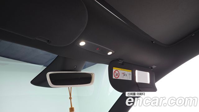 Tesla Model Y 2026 — photo 25